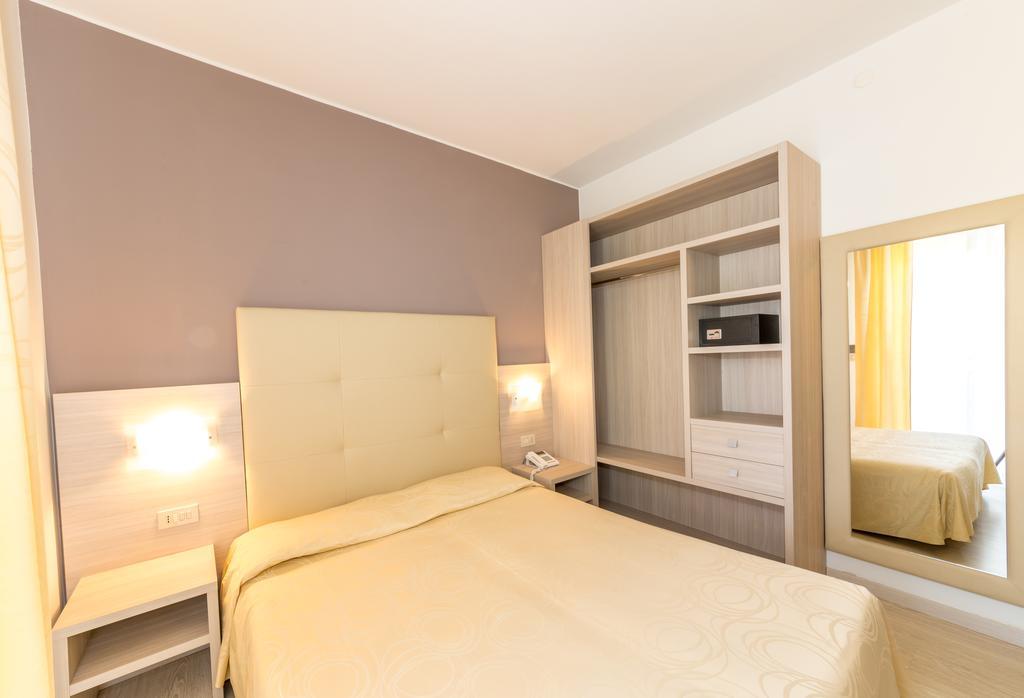 Hotel Torino Τζεσόλο Λίντο Εξωτερικό φωτογραφία