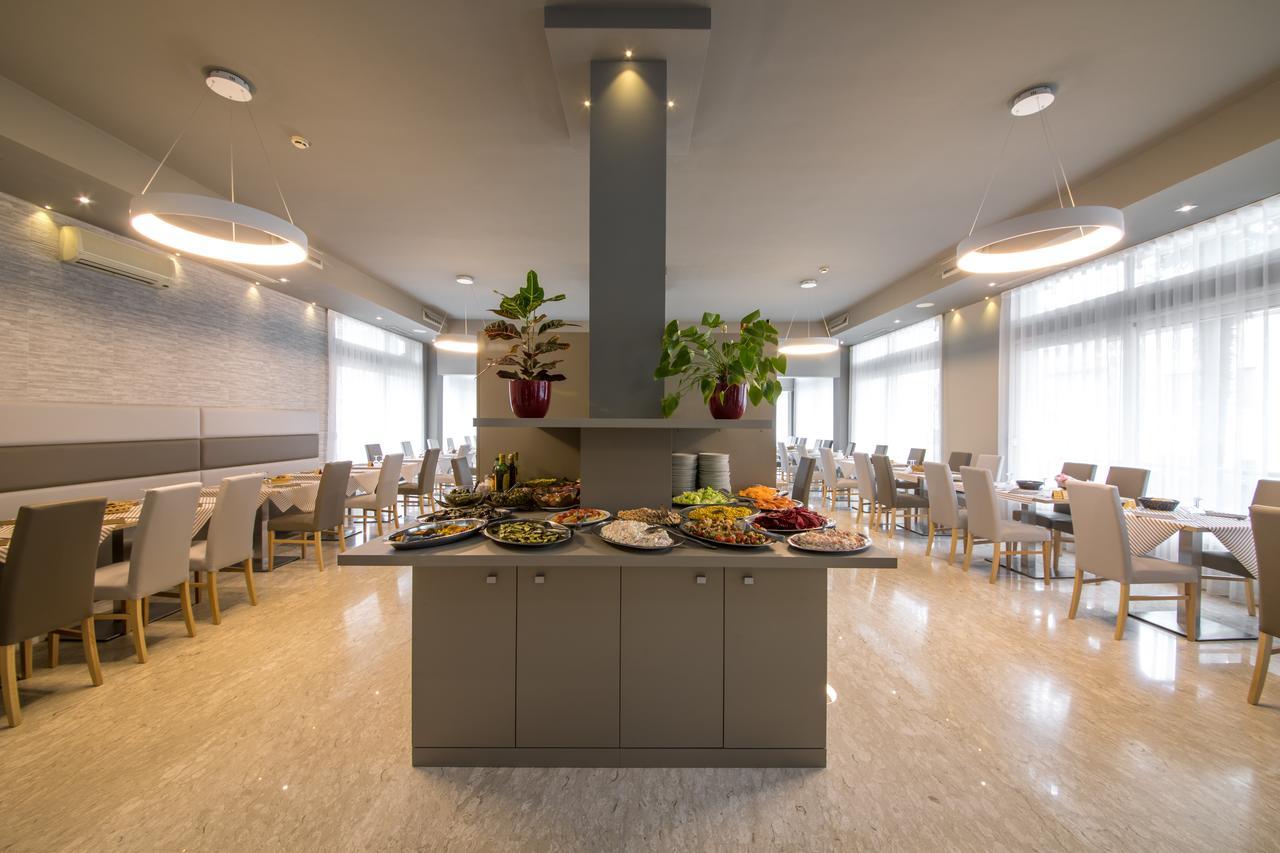 Hotel Torino Τζεσόλο Λίντο Εξωτερικό φωτογραφία